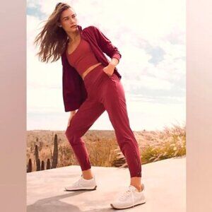 Athleta Brooklyn Bomber Jacket Medium Coffeeberry Red